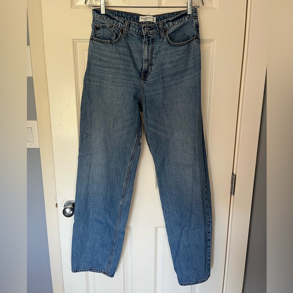 Abercrombie taper jeans - size 29